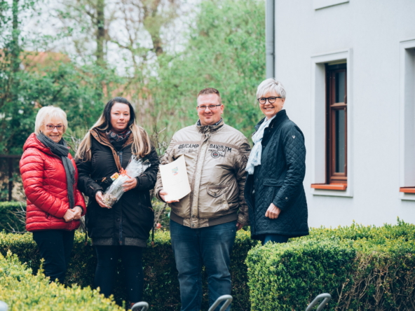 Wir bewerben Ihre Immobilie und schließen den Verkauf rechtssicher ab.